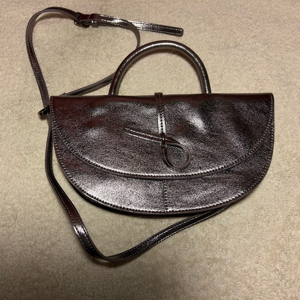 Elegant Metallic Colored  Leather Handbag